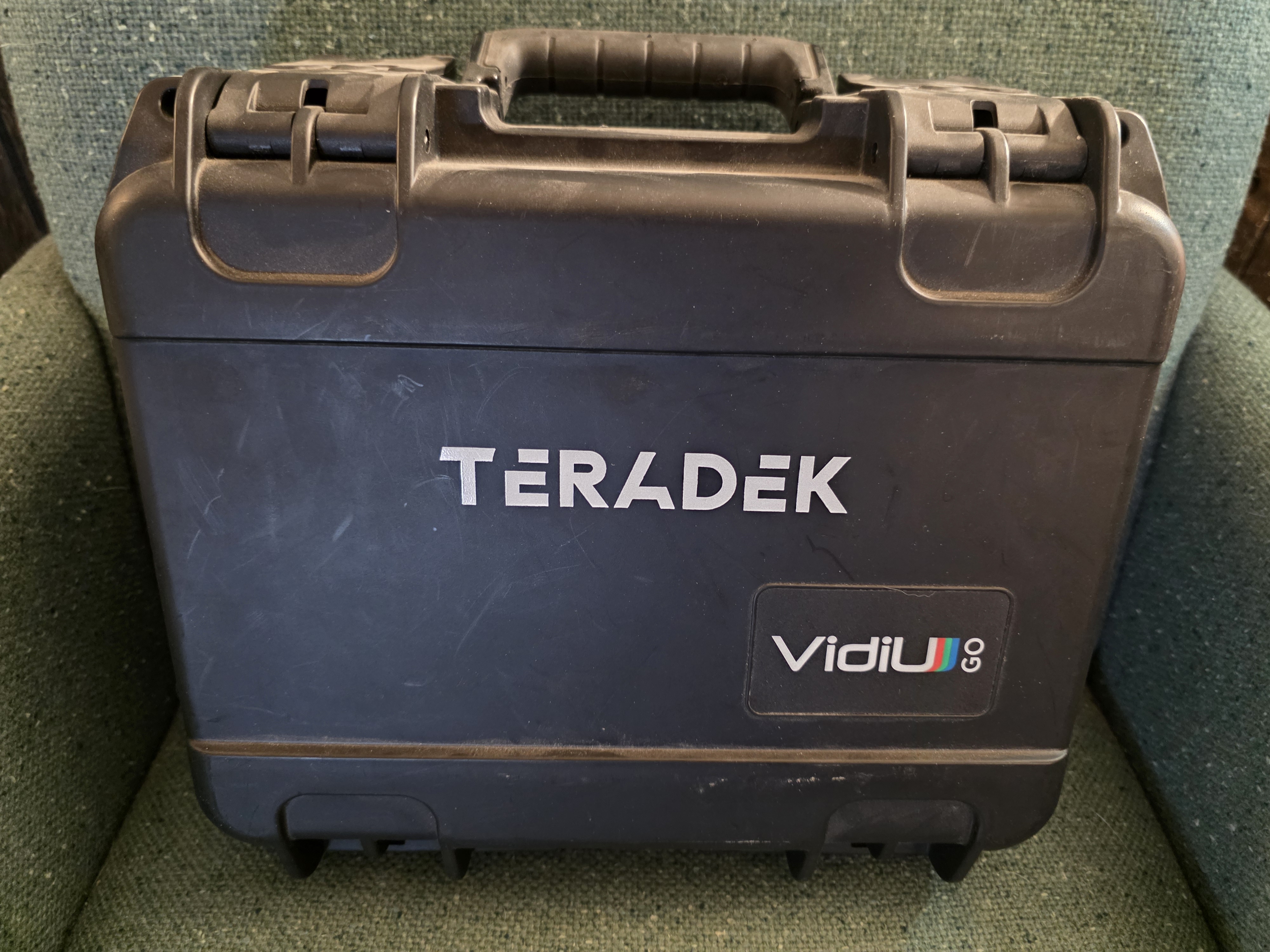 Teradek VidiU Go AVC/HEVC 3G-SDI/HDMI Bonding Encoder Deluxe Kit (with Node modems, antennas & case)