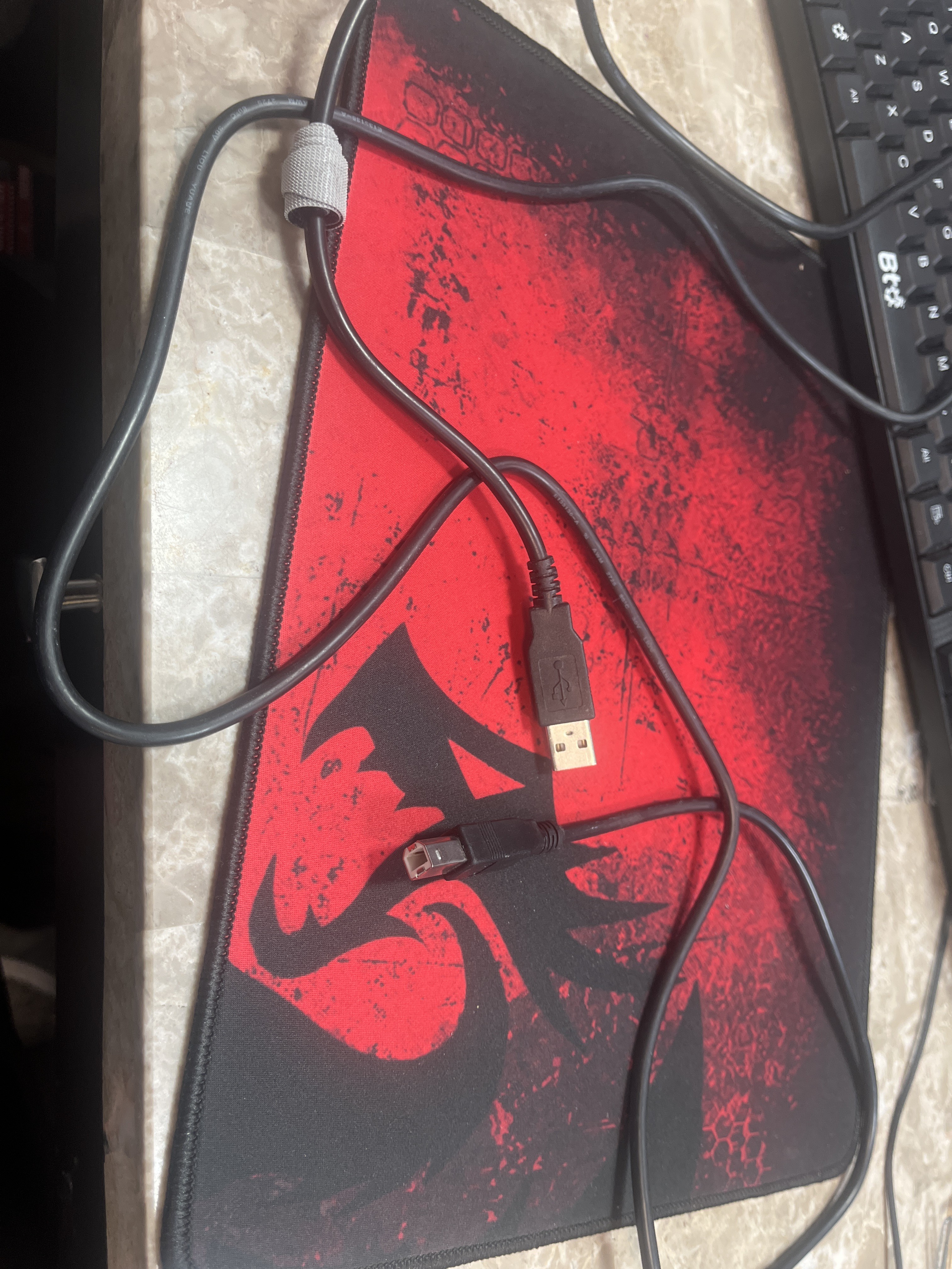 Redragon Large Gaming Mouse Pad - Red/Black Dragon Design, Stitched Edges